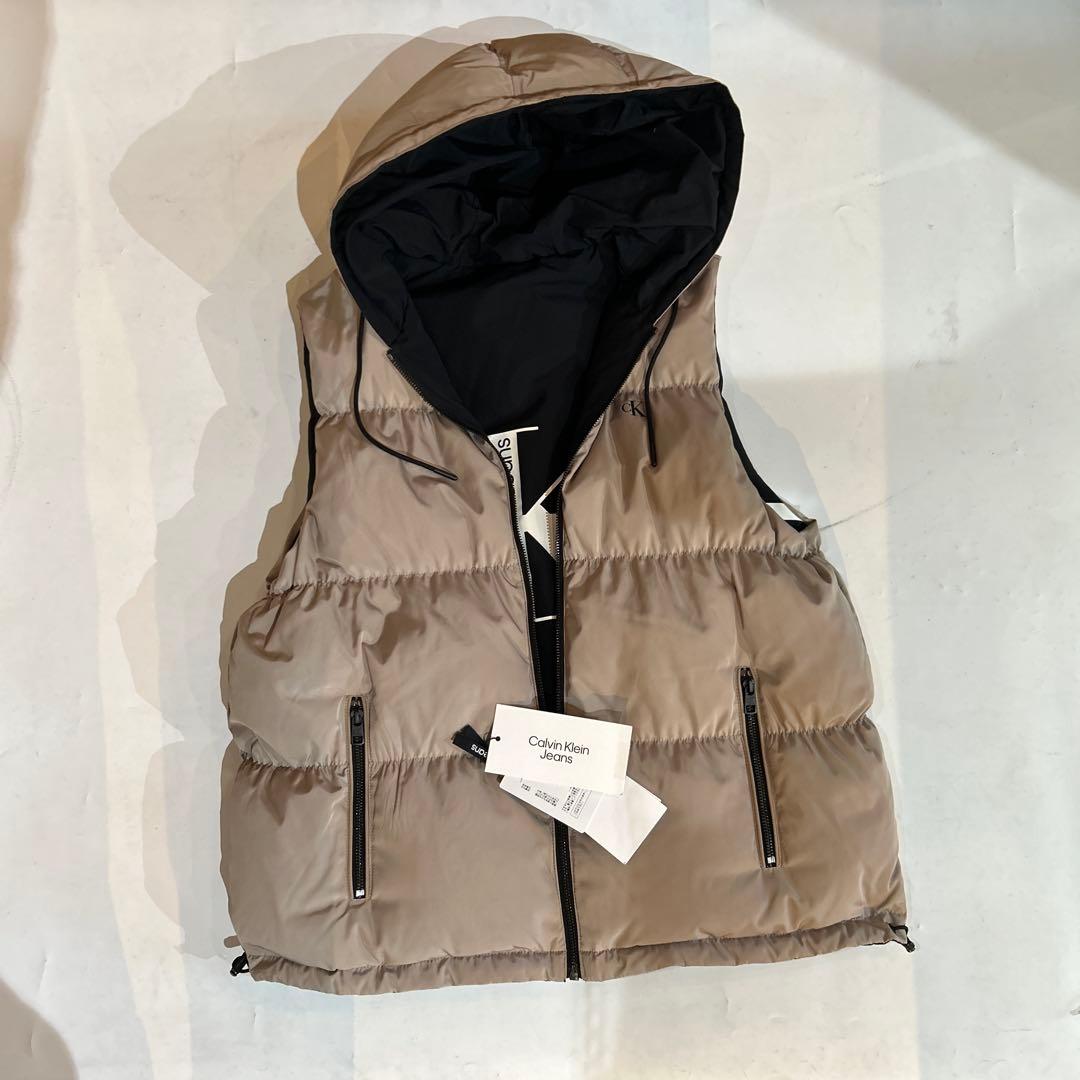   Jeans フード付きダウンベスト