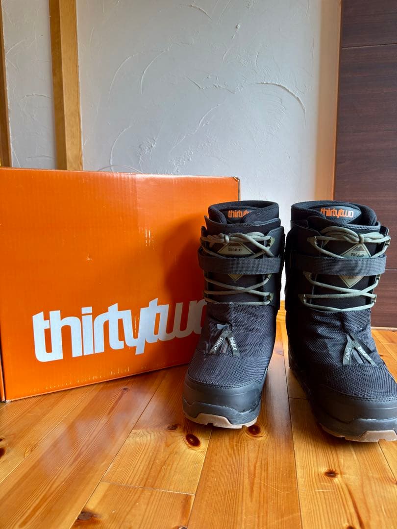 thirtytwo TM- 2 Jonesスノーボードブーツ　28.5