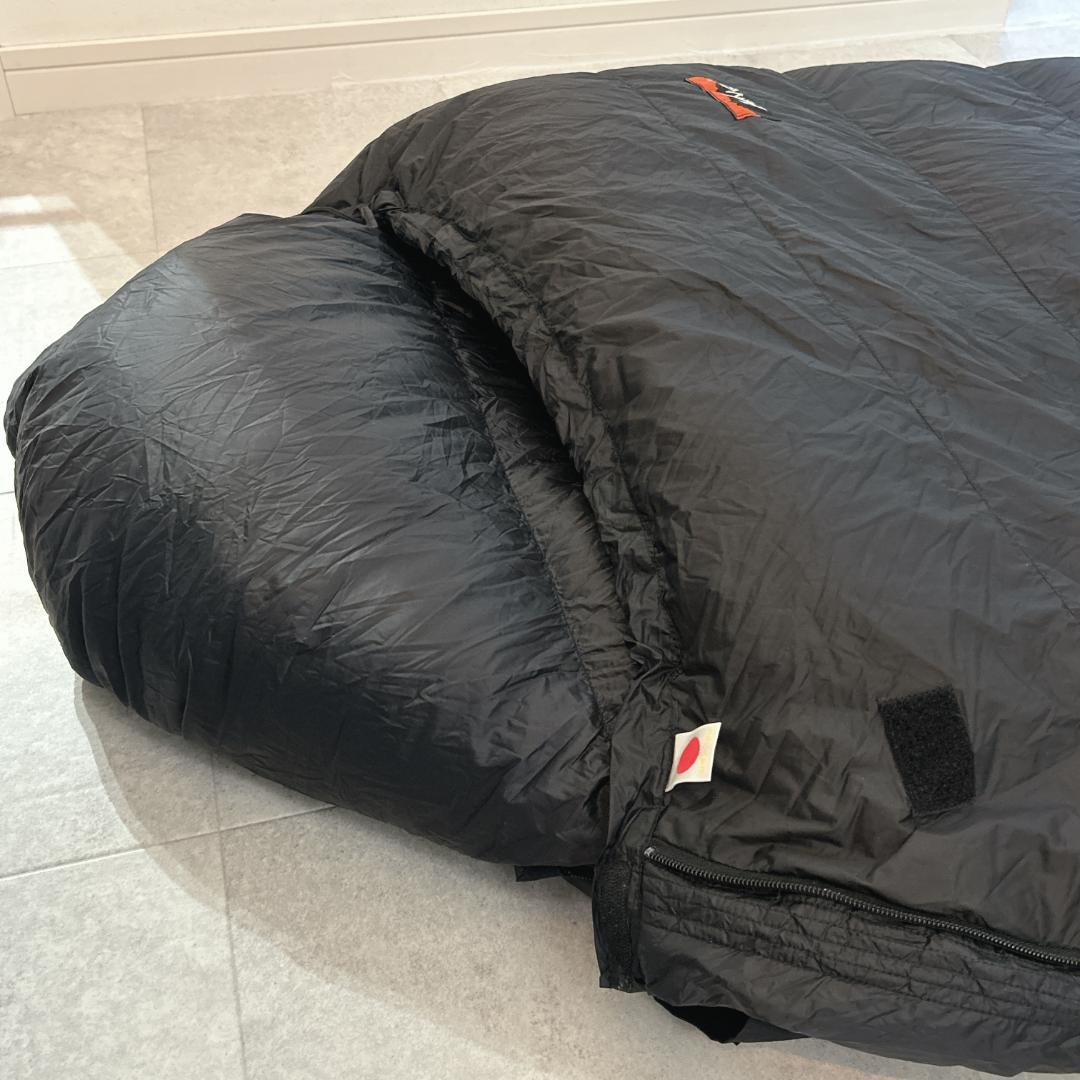 ナンガ オーロラ 900DX オールブラック レギュラーサイズ