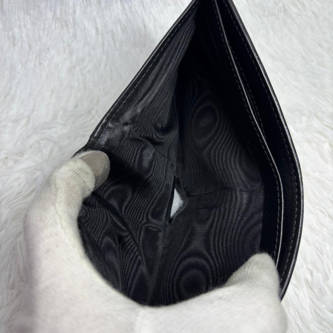 ✨美品✨ グッチ GGスプリーム 二つ折り財布 アニマリエ レザー 蛇 ヘビ