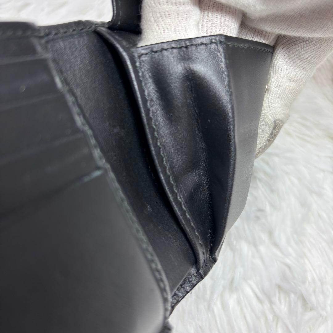 ✨美品✨ グッチ GGスプリーム 二つ折り財布 アニマリエ レザー 蛇 ヘビ