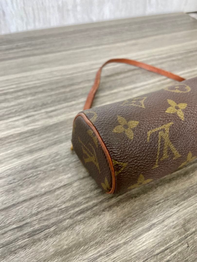 ルイヴィトン　パピヨン　ミニポーチ　モノグラム　ヌメ革