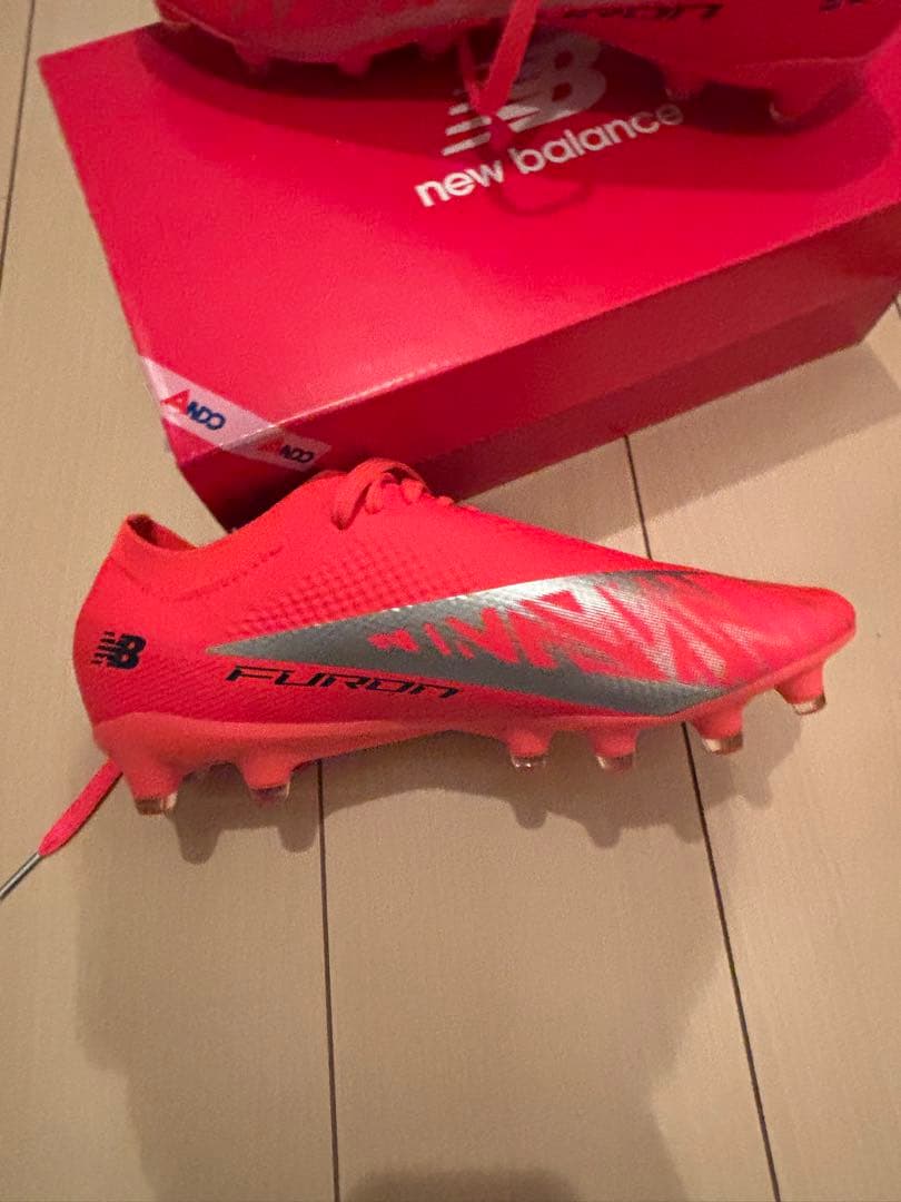 New Balance Furon サッカーシューズ ピンク