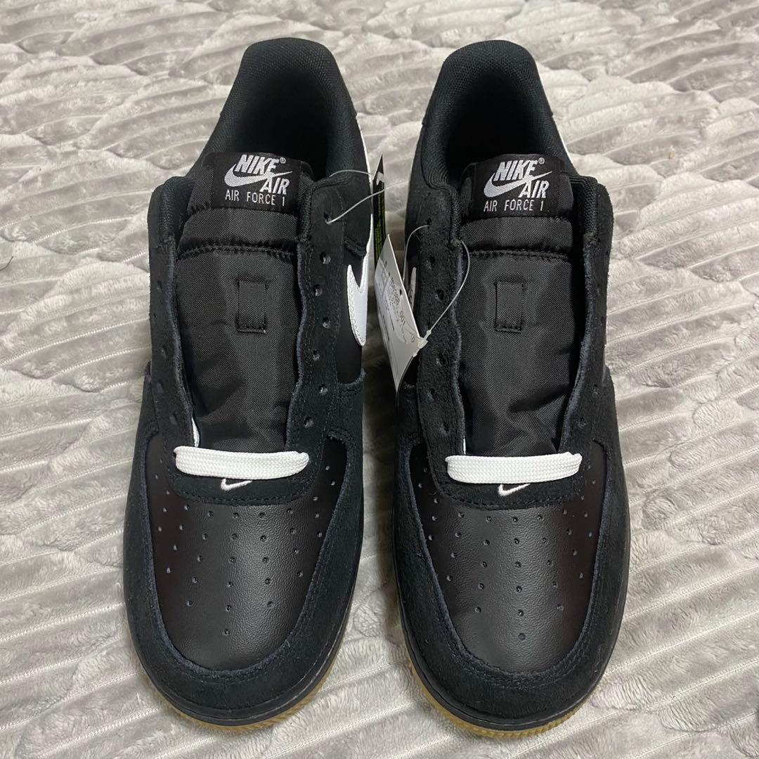 新品 ナイキ エア フォース 1 ‘07 LV8 27.5㎝