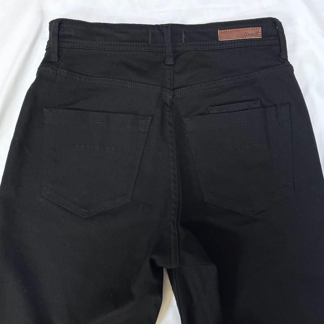 【極美品】YANUK ハイウエスト RUTH ルース 24 スリムテーパード 黒