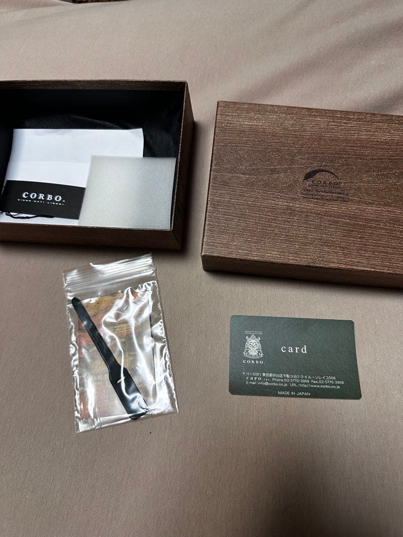 CORBO レザー折財布