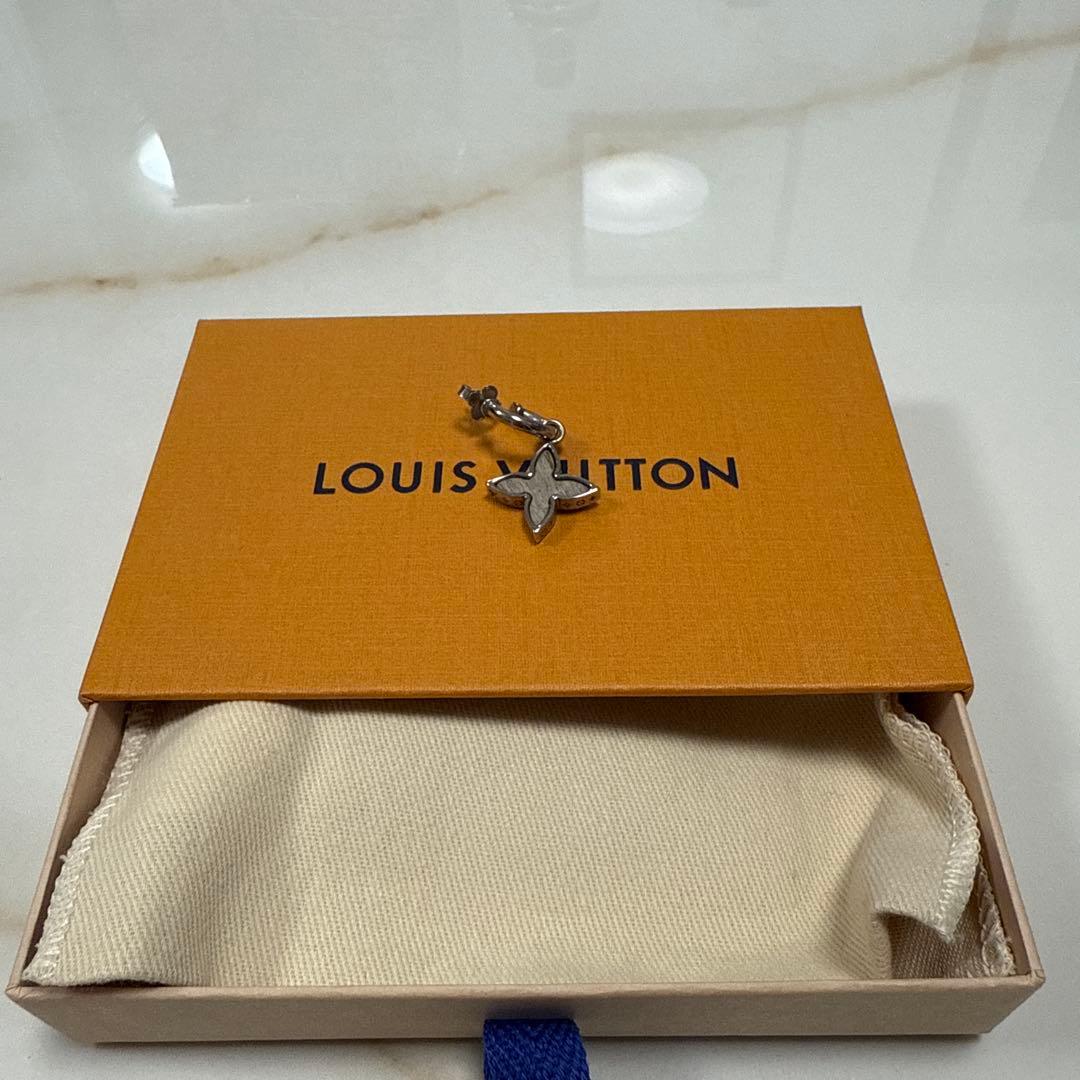 ルイヴィトン　ピアス　片耳