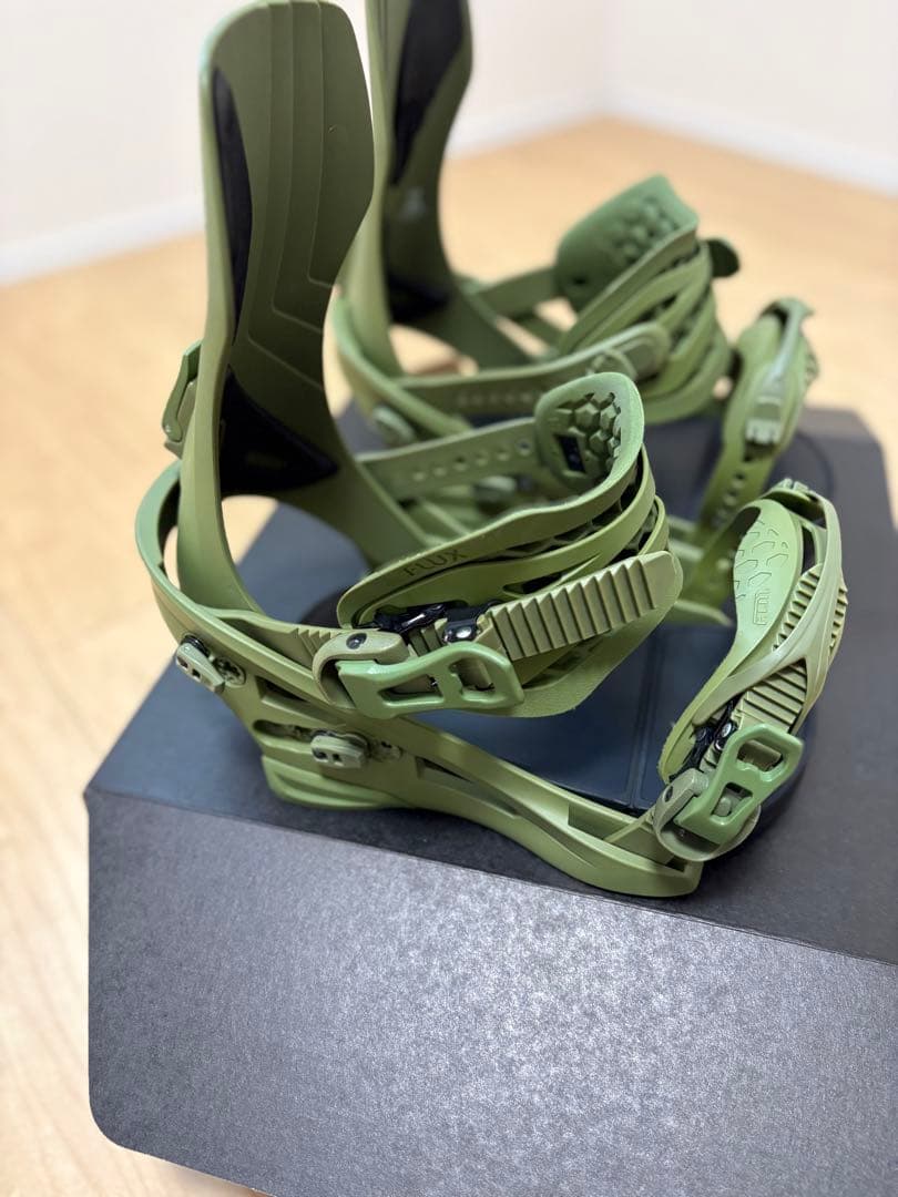 FLUX XF サイズM 24-25モデル