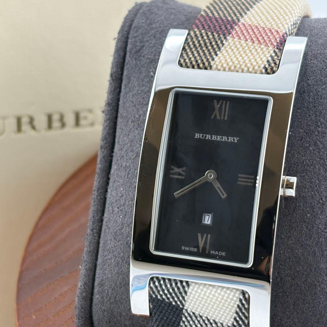 【超希少】バーバリー　ノバチェック　クォーツ　ブラック　メンズ　14000G