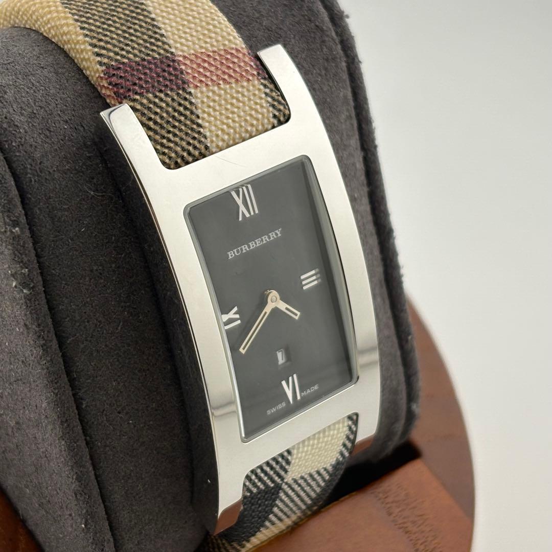 【超希少】バーバリー　ノバチェック　クォーツ　ブラック　メンズ　14000G