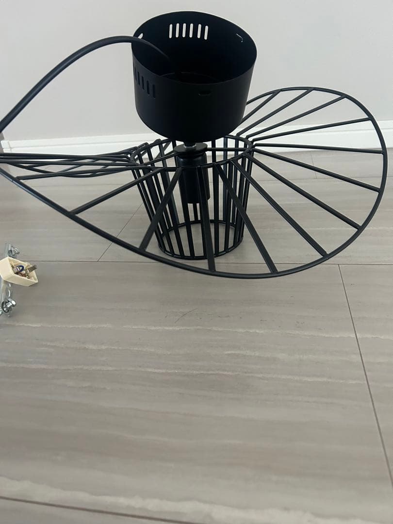 ブラック ワイヤーペンダントライト