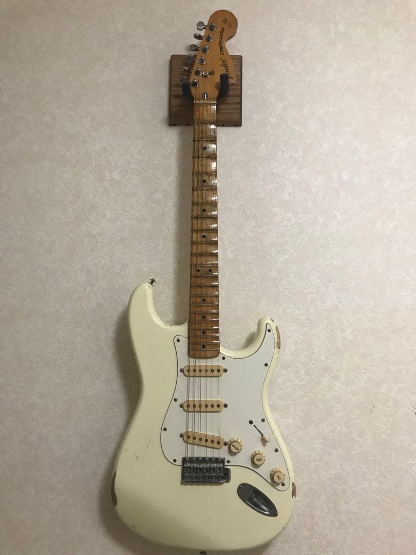 た*ま様 Fender Japan ストラトEシリアル　ジャンク
