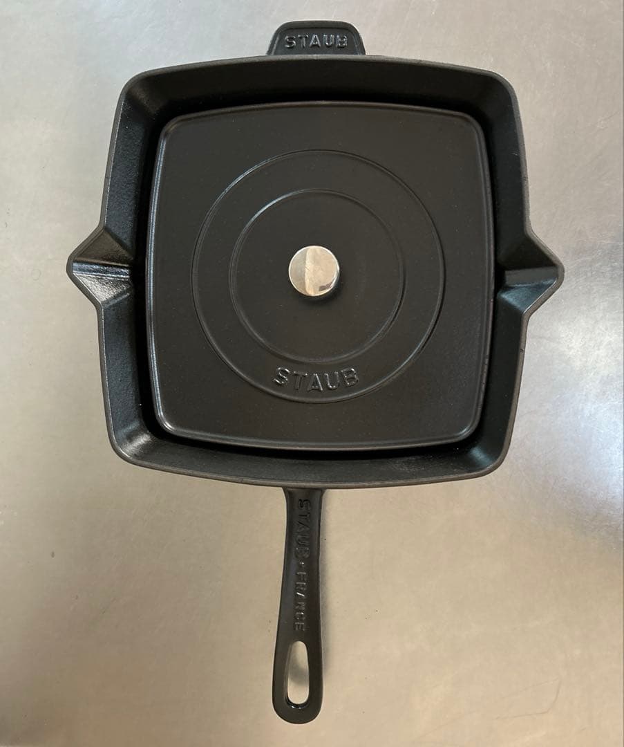 リフレイン。STAUB スクエアグリルパン&プレスセット