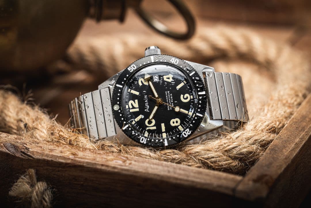 AIRAIN　Sous-Marine Re-Edition DNA strand