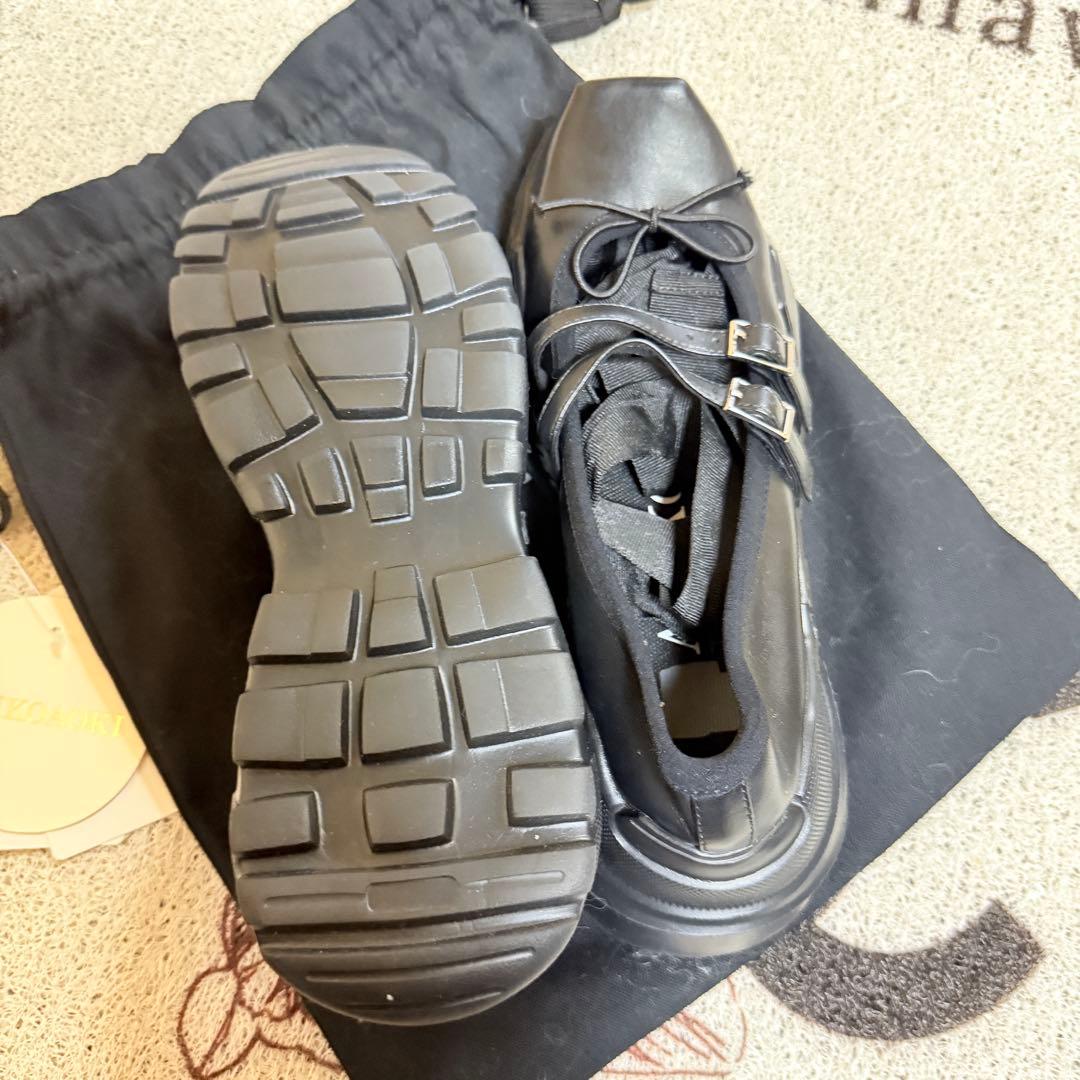 AKIKOAOKI 定番ブラックスニーカー 合成皮革　37新品