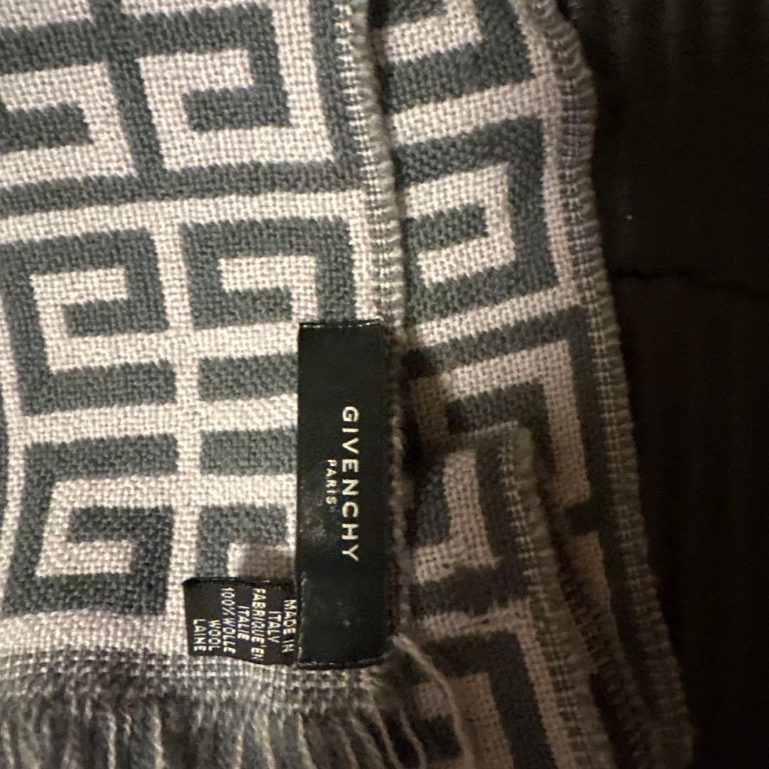 GIVENCHY ジバンシー ロゴ　ウールマフラー　グレーカラー　ユニセックス