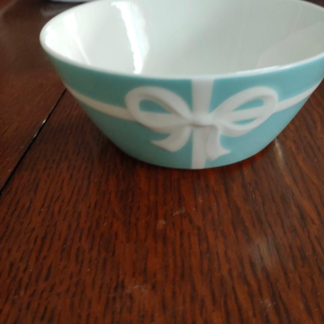 マナ　　ティファニー　Tプレート　ボール　マグカップ・セットで