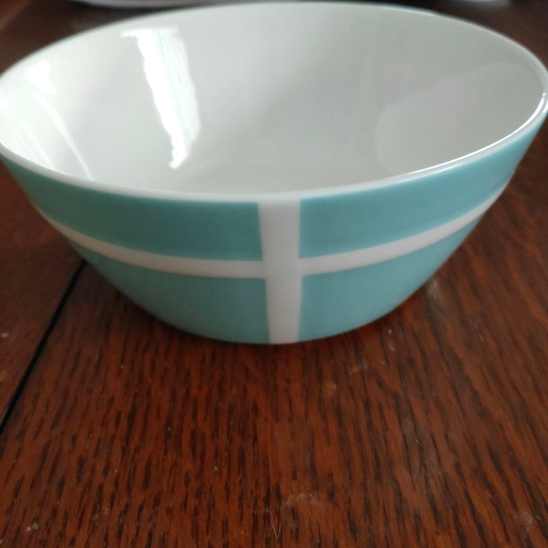 マナ　　ティファニー　Tプレート　ボール　マグカップ・セットで