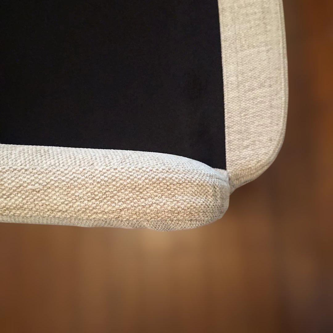 unico(PIIVOピーヴォ)回転チェア