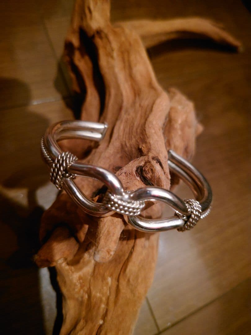 【インディアンジュエリー】 スティーブアルビソ ホースウィスパラー バングル