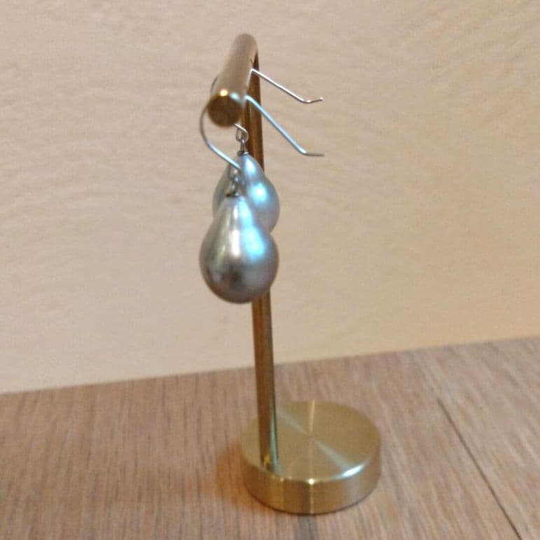 南洋パール　ティアドロップ　フックピアス　K18WG　ライトグレー