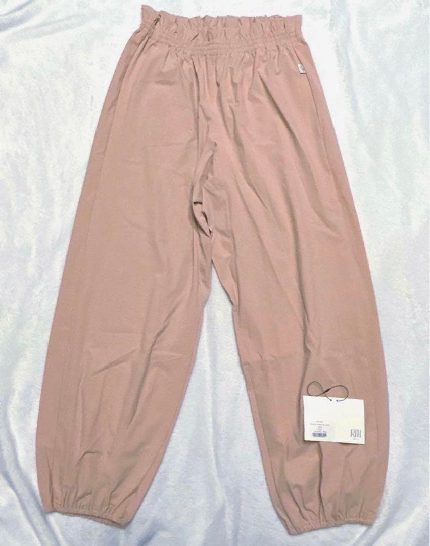 ピンク　サウナパンツ　リチューン　バレエ　stina