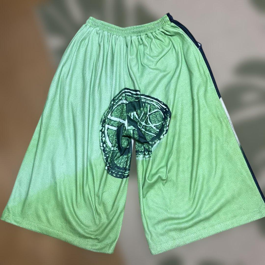 gb mouth パンツ　扉　あおば着用