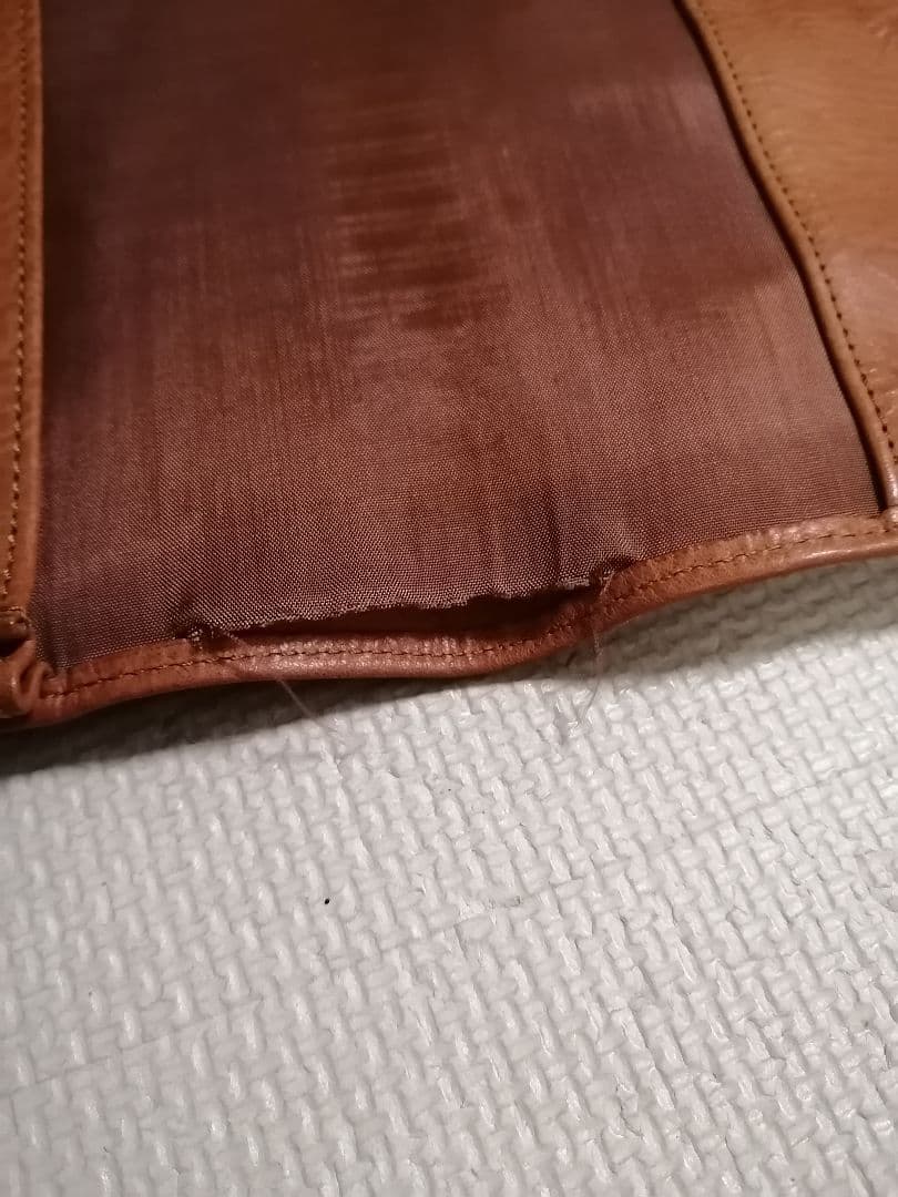 フェラーリ？　車検証　説明書　マニュアル入れ　レザー　革製