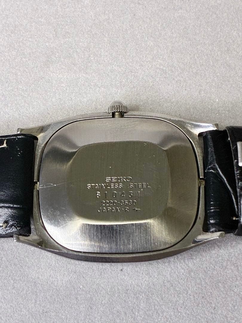 希少1975年製 手巻き時計 稼働 SEIKO シャリオ青文字盤 新品ベルト