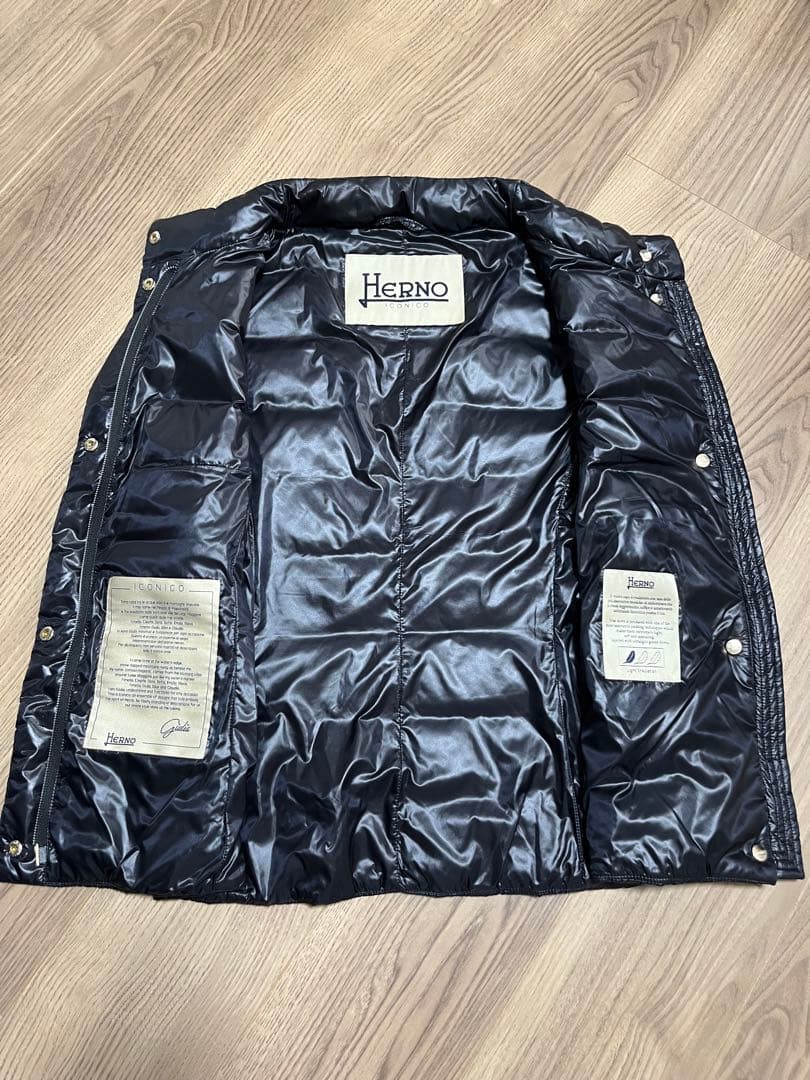 HERNO ヘルノ ダウンベスト　ブラック