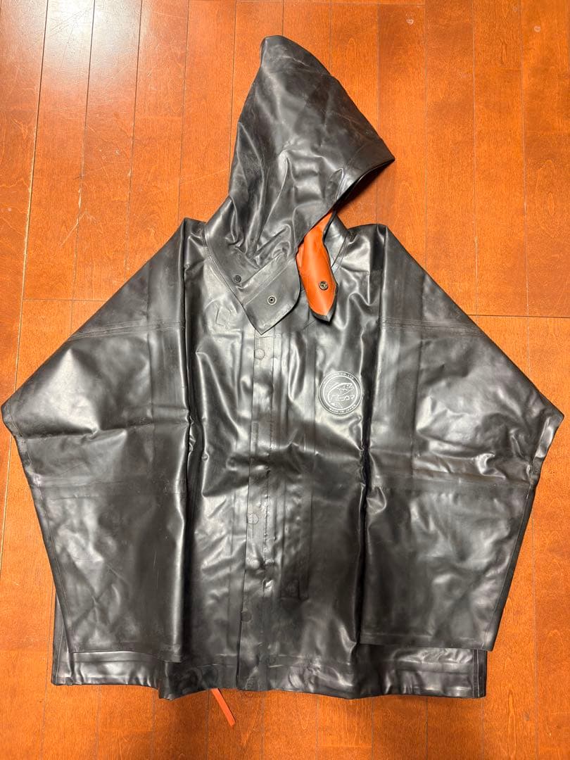 ミツウマ 水産合羽 総ゴム製 スナップボタンタイプ 3号