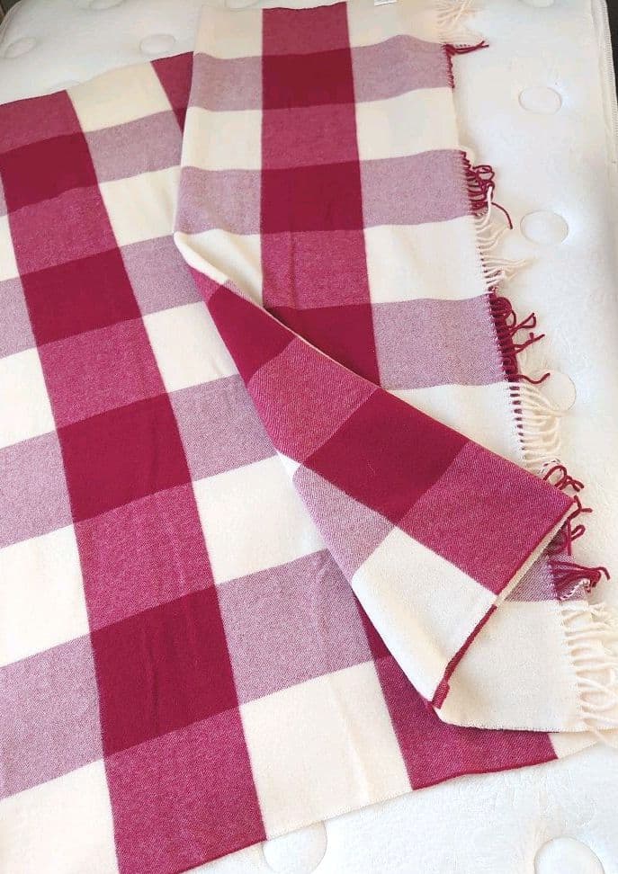 【Bellora ベローラ】＊新品＊ウール100％ スローケット ブランケット