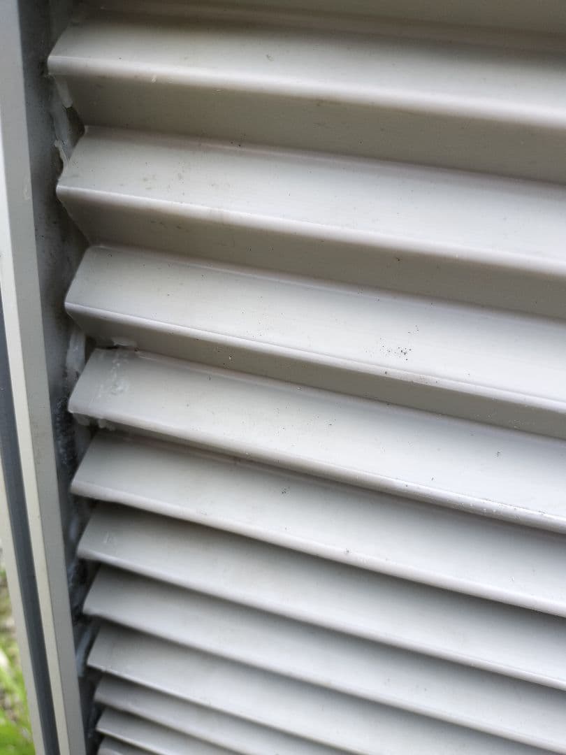 窓枠不具合箇所あり Haier JA-16V 窓用エアコン 2021年製品