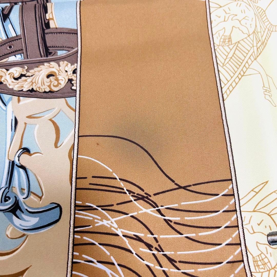 極美品【レア柄】HERMES カレ90　カレからカレへ　パウニー族　王者の虎