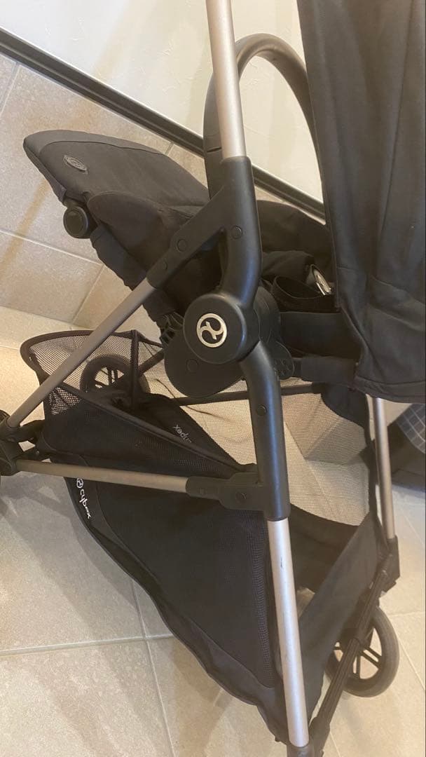 miyukicybexメリオブラックベビーカー