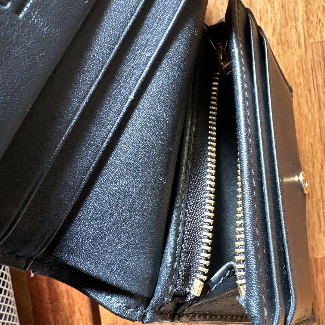 GUCCI グッチ GG柄 金の蜂 Bee 二つ折り 小さめ財布 ベージュ系