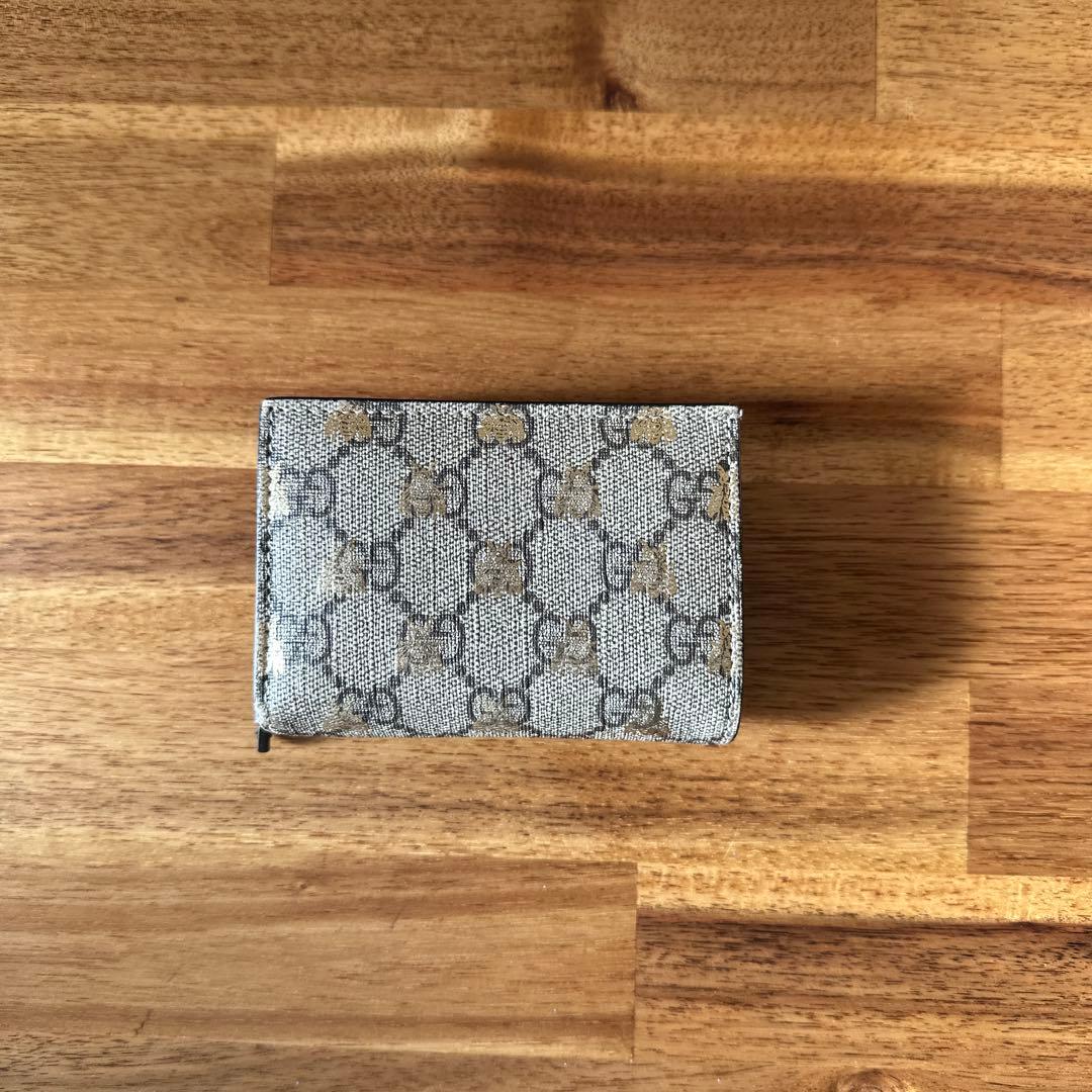 GUCCI グッチ GG柄 金の蜂 Bee 二つ折り 小さめ財布 ベージュ系