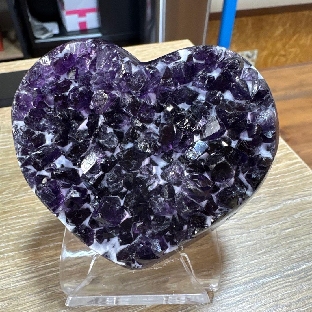 ２月誕生石　高品質　ウルグアイ産　アメジスト　ハート型　クラスター　原石