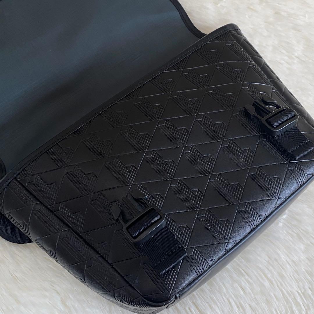 ✨極美品✨ LACOSTE モノグラム スモールメッセンジャーバッグ レザー 黒