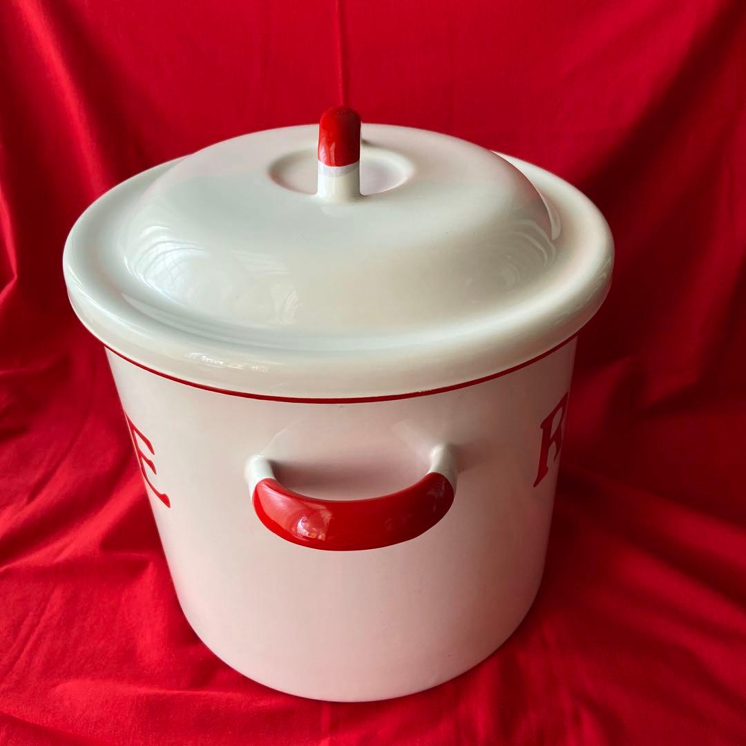 ホーロー米びつ