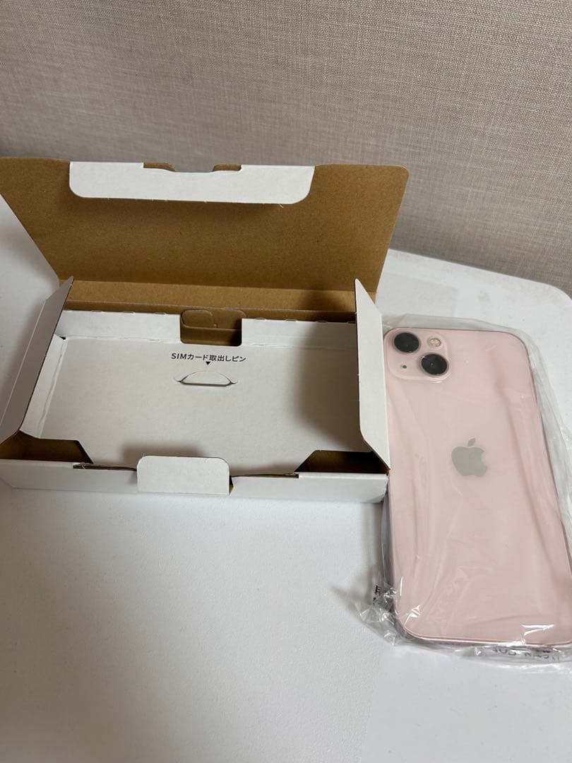 Apple iPhone 13 ピンク