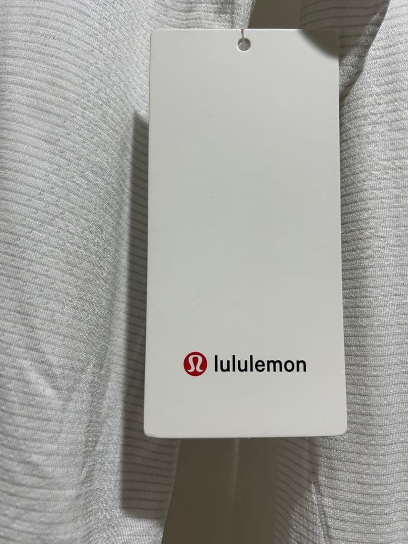 lululemon ホワイト 長袖 ヨガウェア サイズ