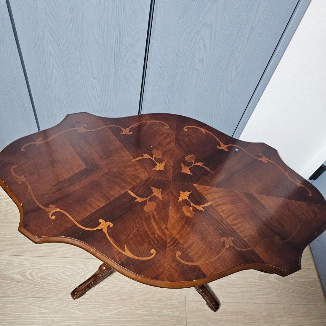 希少　優雅　イタリア　イタリー　テーブル　象嵌　猫足　茶色