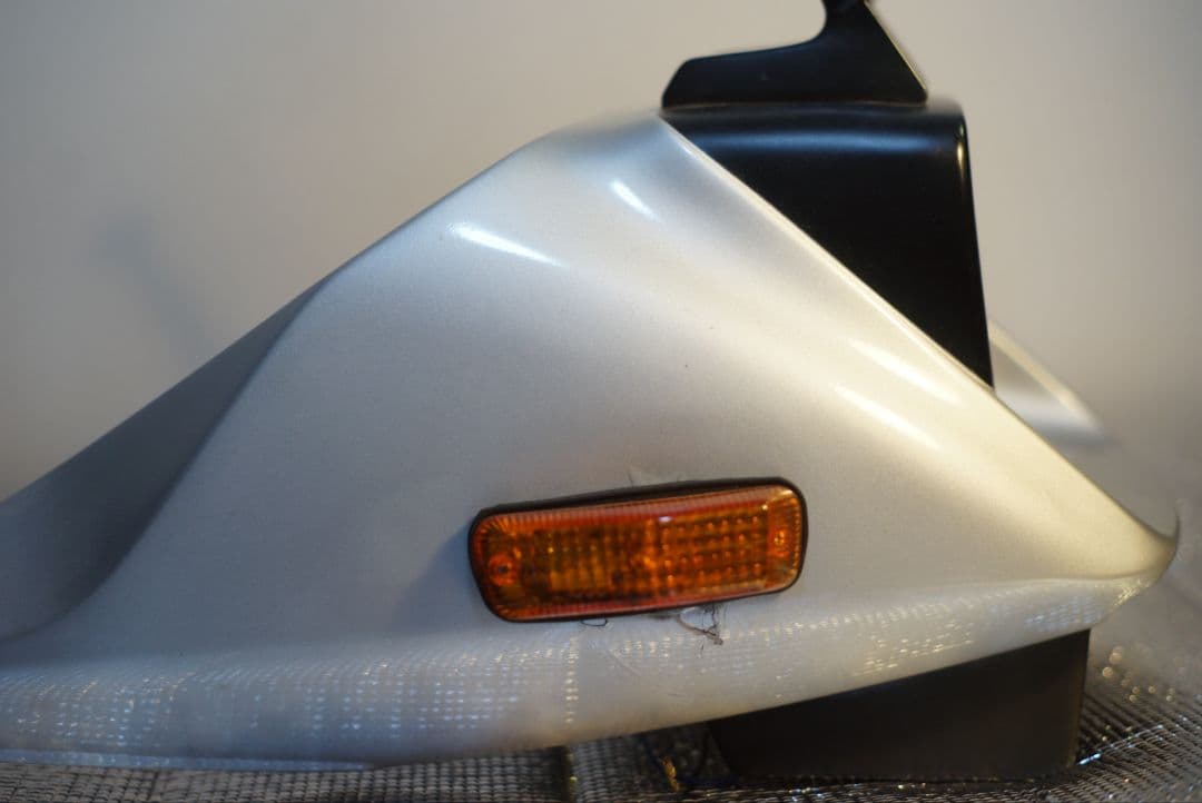 gsx1100s gsx750s 純正アッパーカウル　刀