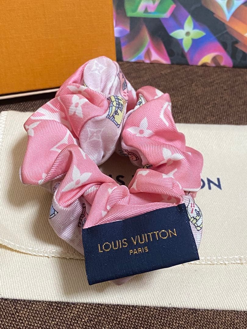 ルイヴィトン シュシュ トロ・シュー　可愛い