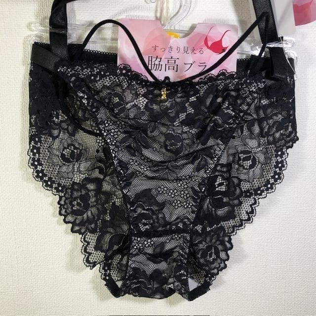 専用【６点】【E95/4L】ブラ・ショーツセット★51111031