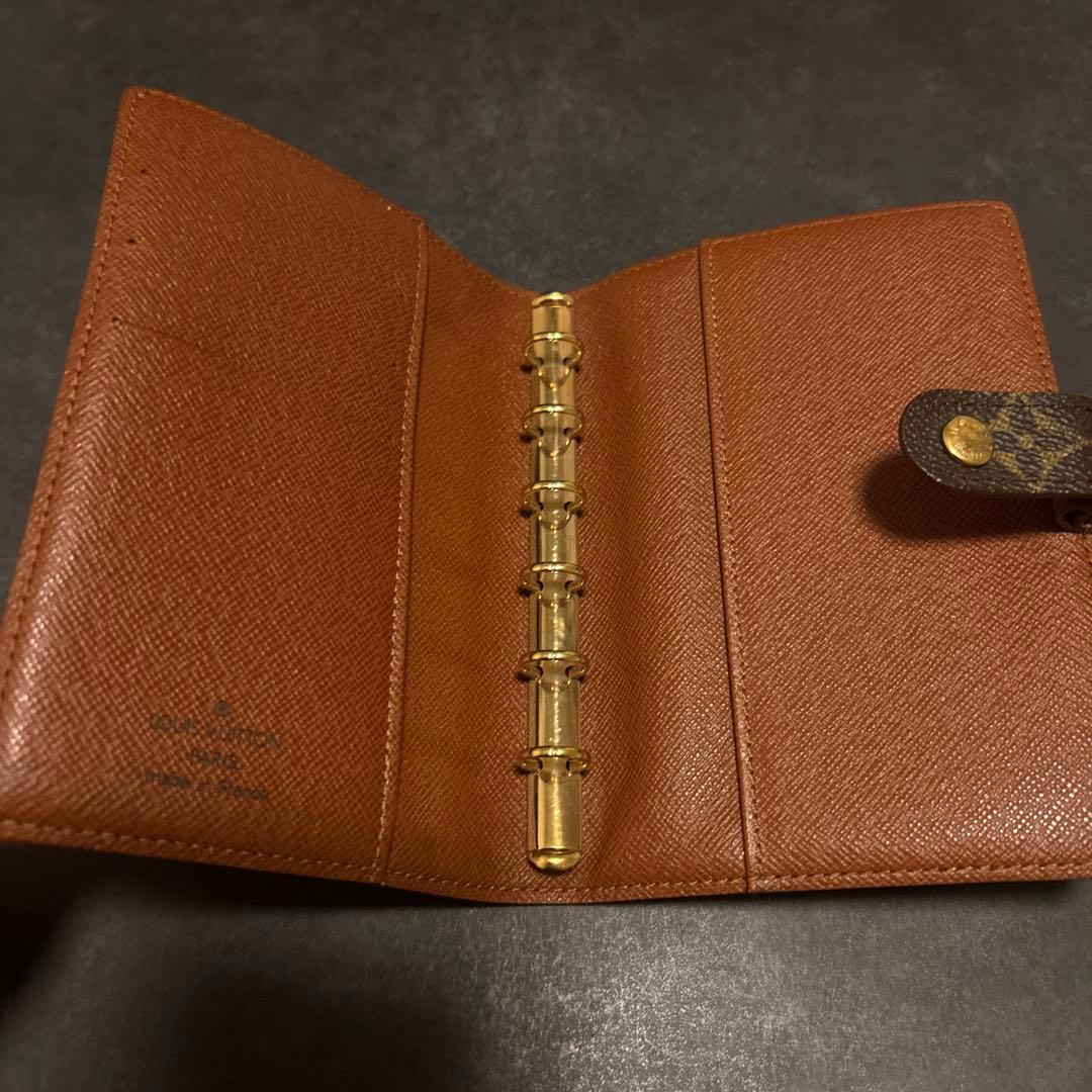 ルイヴィトン　手帳カバー