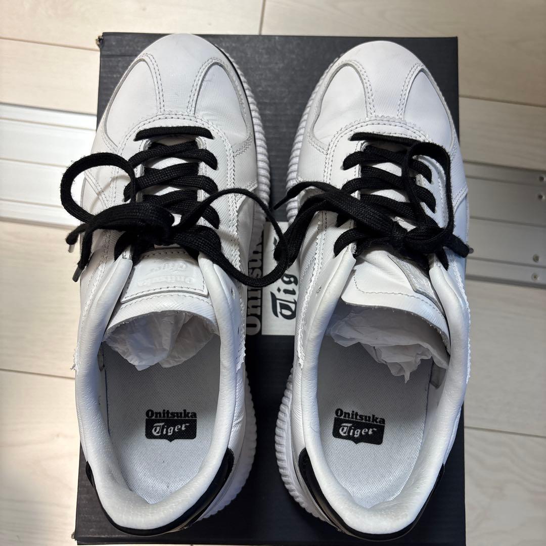 Onitsuka Tigerオニツカタイガー　DELECITYデレシティ25.5