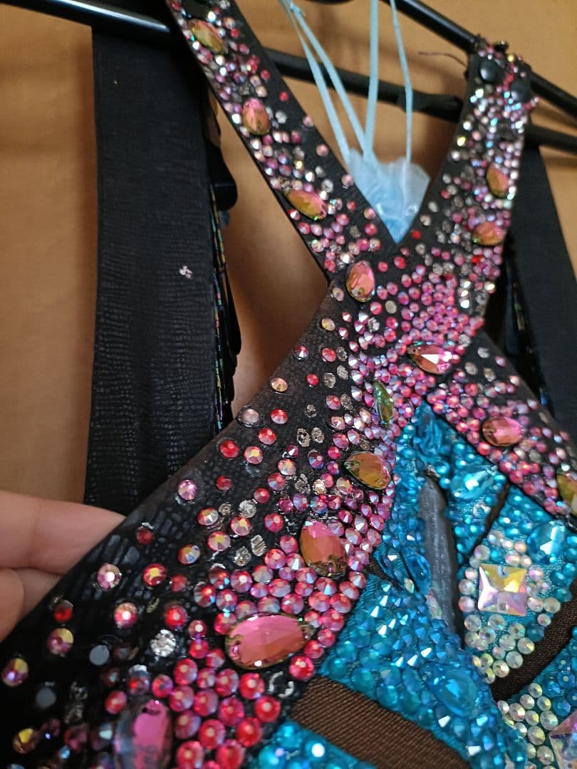 社交ダンス用ビーズ装飾ドレス