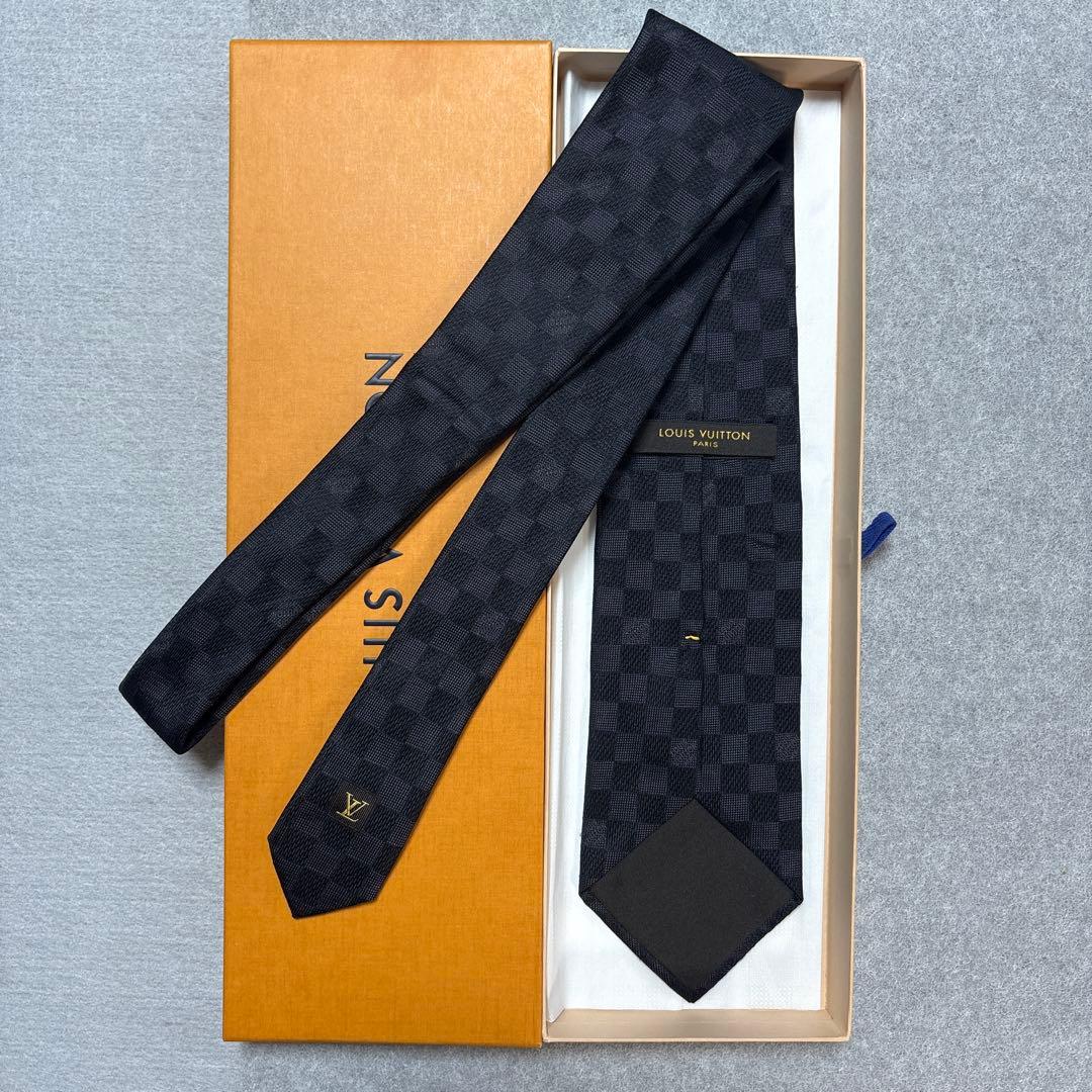 美品 ルイ・ヴィトン ネクタイ ダミエ柄 黒